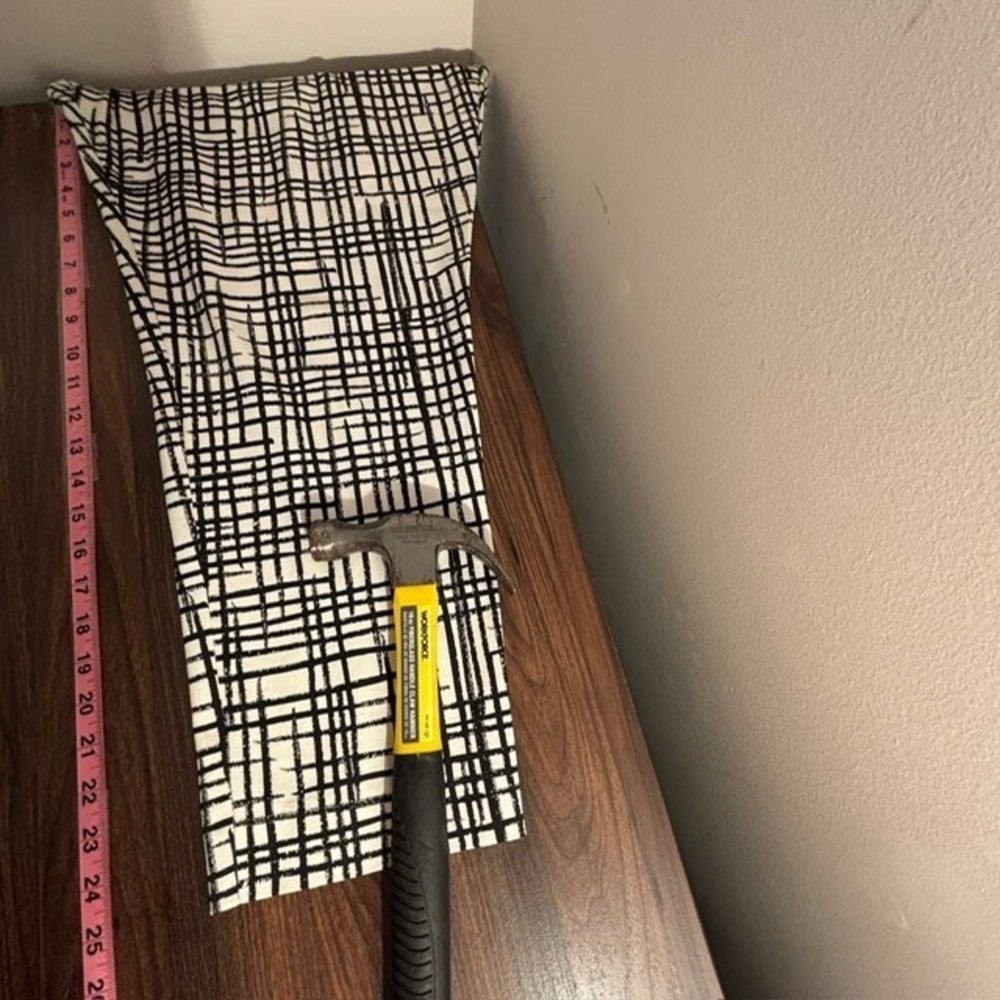 Womens 22W Ava & Viv Ankle Skinny Pants White Black Abstract Plaid Stretch - Picture 11 of 12